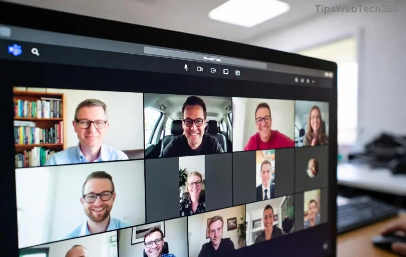 Abilitazione del componente aggiuntivo Microsoft Teams nella finestra di dialogo Componenti aggiuntivi COM di Outlook