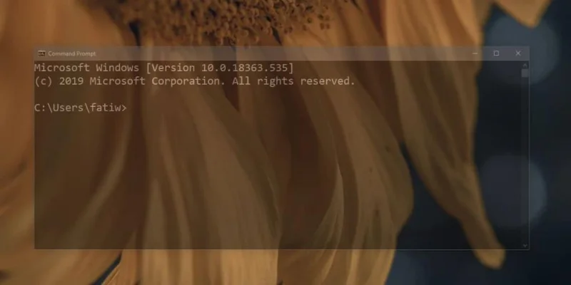 Jak uruchomić niewidoczne skrypty wsadowe w systemie Windows 10?