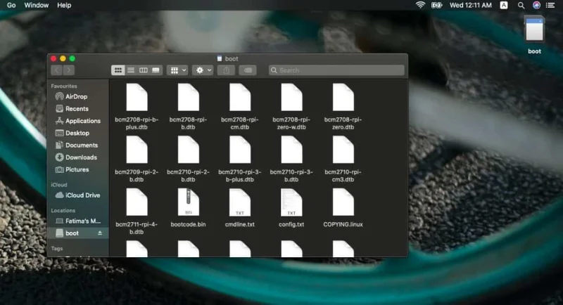إجراء لفتح عناصر Finder تلقائيًا