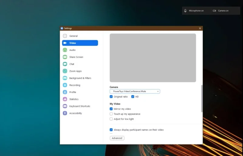 如何在 Windows 10 上的視頻通話中打開/關閉麥克風和攝像頭