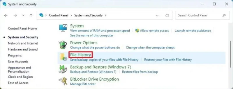 Windows 11에서 Copilot+ PC의 전체 백업을 생성합니다. Windows 11에서 Copilot+ PC의 전체 백업을 생성합니다.