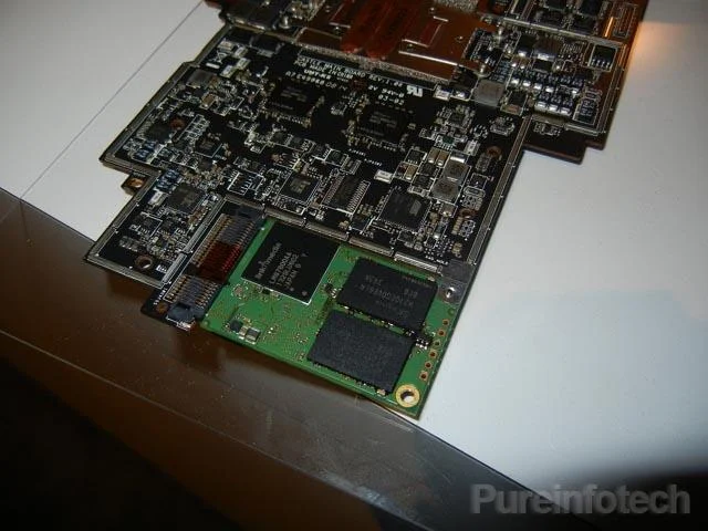 Surface Pro 3: un vistazo al interior de los componentes que hacen funcionar esta tableta.